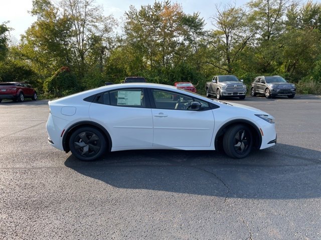 New 2026 Toyota Prius Plug-In Hybrid image 6