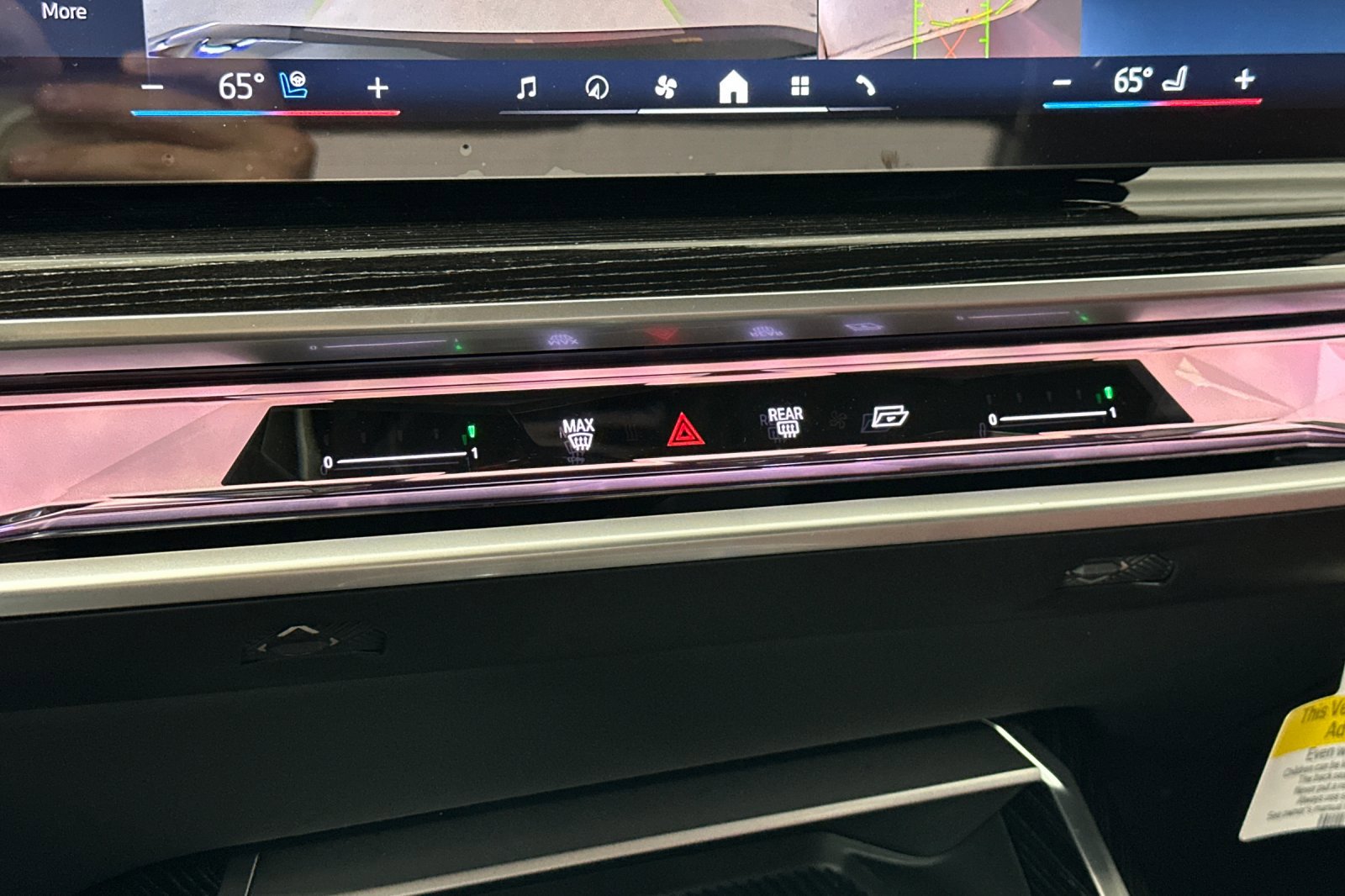 New 2026 BMW i7 eDrive50 w/ Executive Package image 17