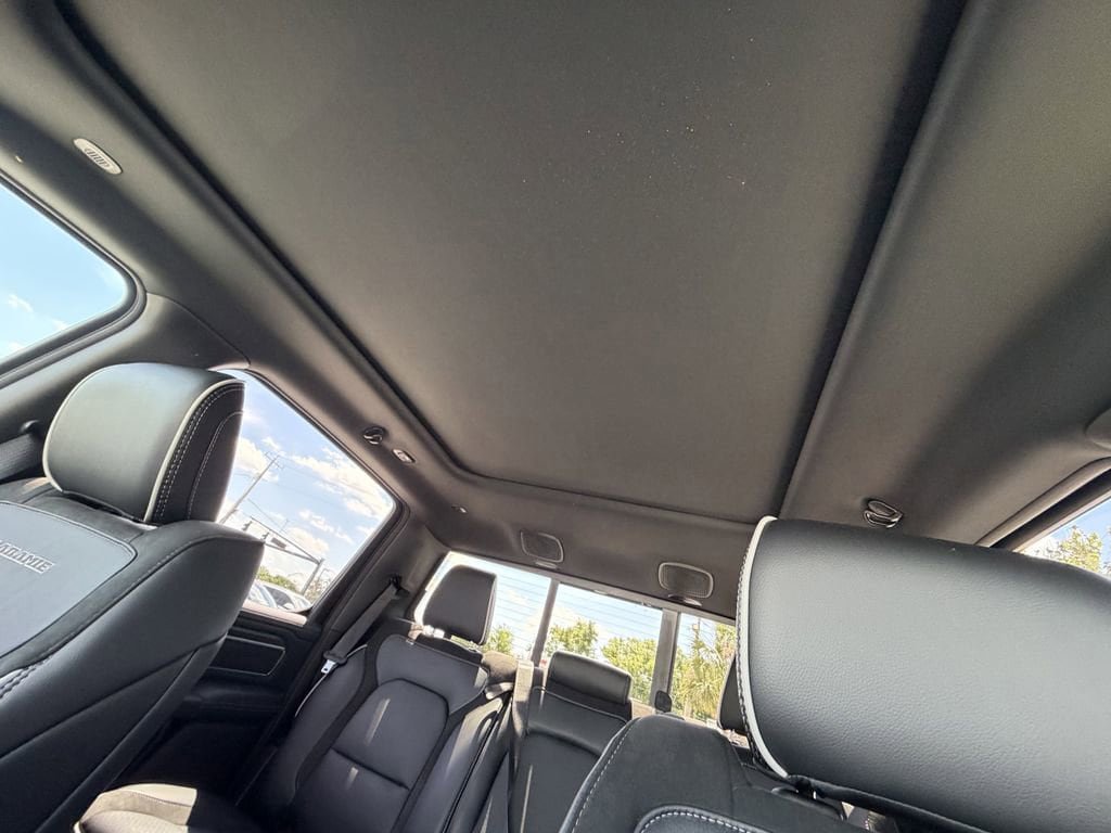 Used 2026 RAM 1500 Laramie AWD/4WD image 37