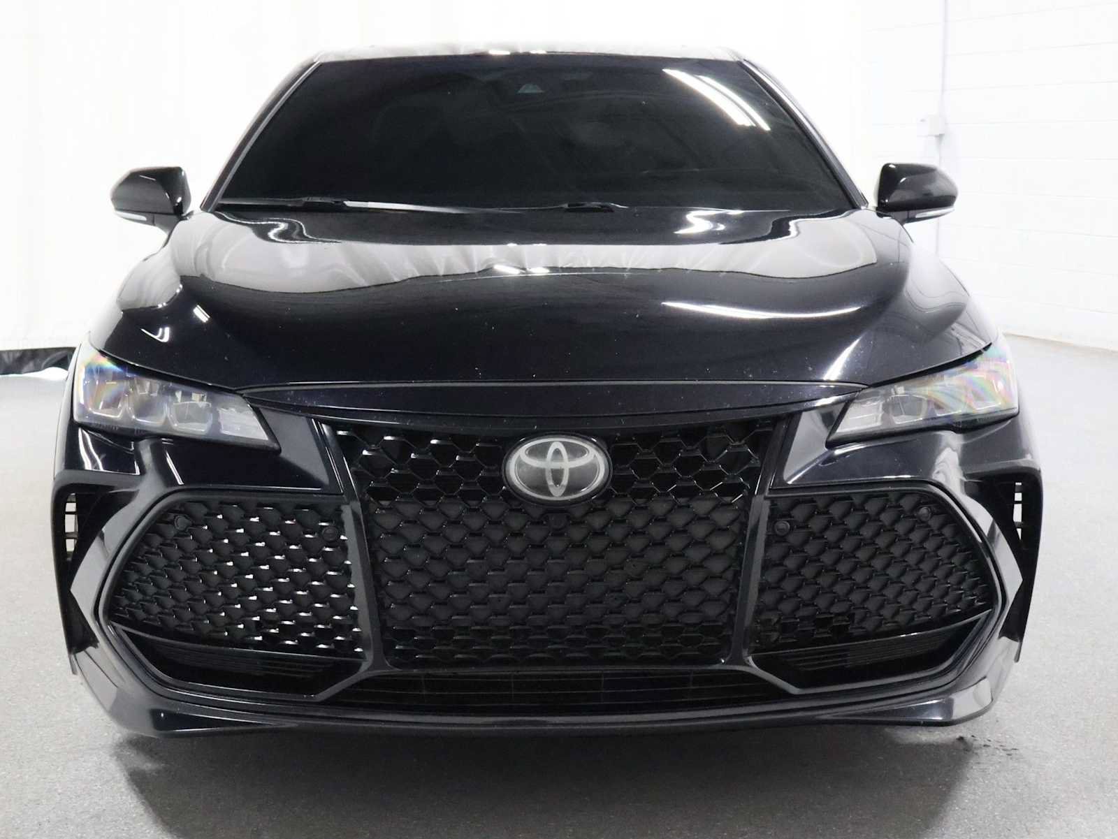 Used 2019 Toyota Avalon XSE w/ Protection Package FWD image 14
