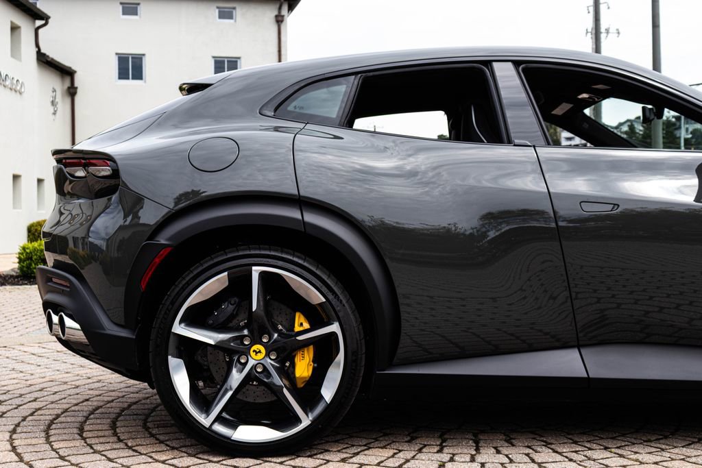 Certified 2025 Ferrari Purosangue AWD/4WD image 17