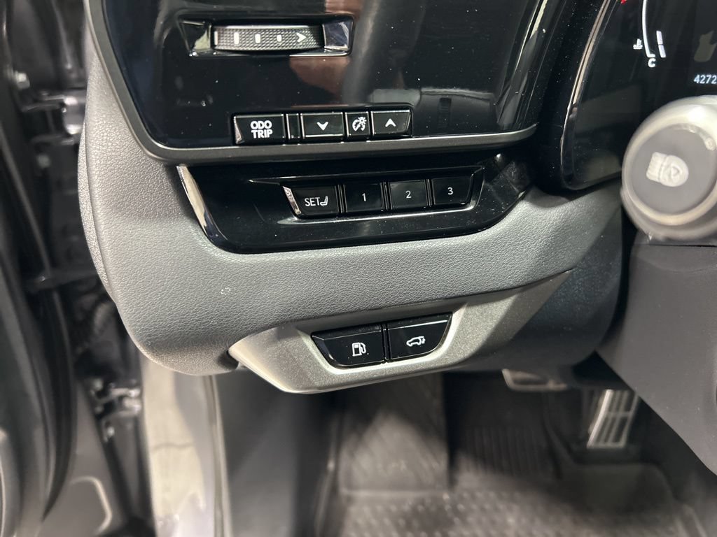 Used 2023 Lexus RX 350 F Sport w/ Cold Area Package AWD/4WD image 13
