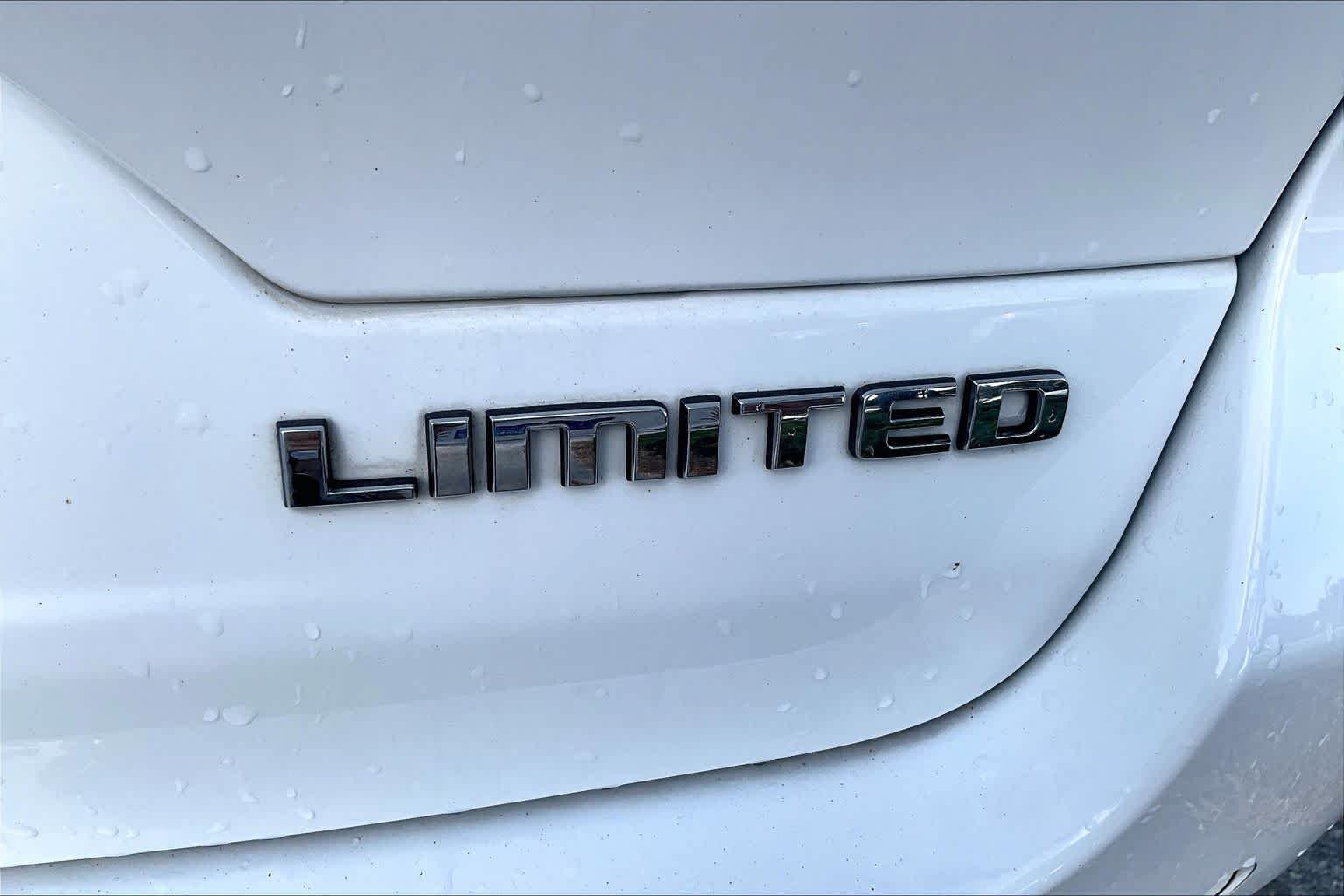 Used 2022 Jeep Grand Cherokee Limited RWD image 10