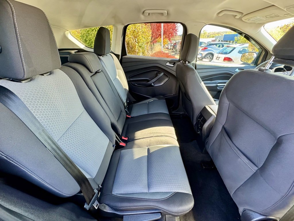 Used 2018 Ford Escape SE w/ SE Sync 3 Package image 14