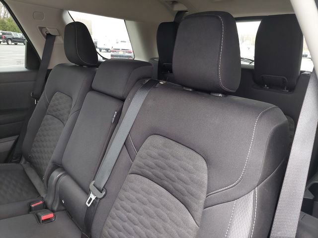 Used 2024 Nissan Pathfinder SV FWD image 19