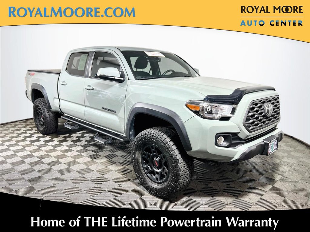 Certified 2022 Toyota Tacoma TRD Off-Road w/ Black Out Package (TMS) AWD/4WD image 1