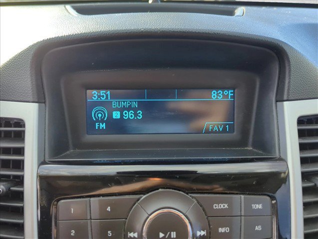 Used 2014 Chevrolet Cruze LS FWD image 14