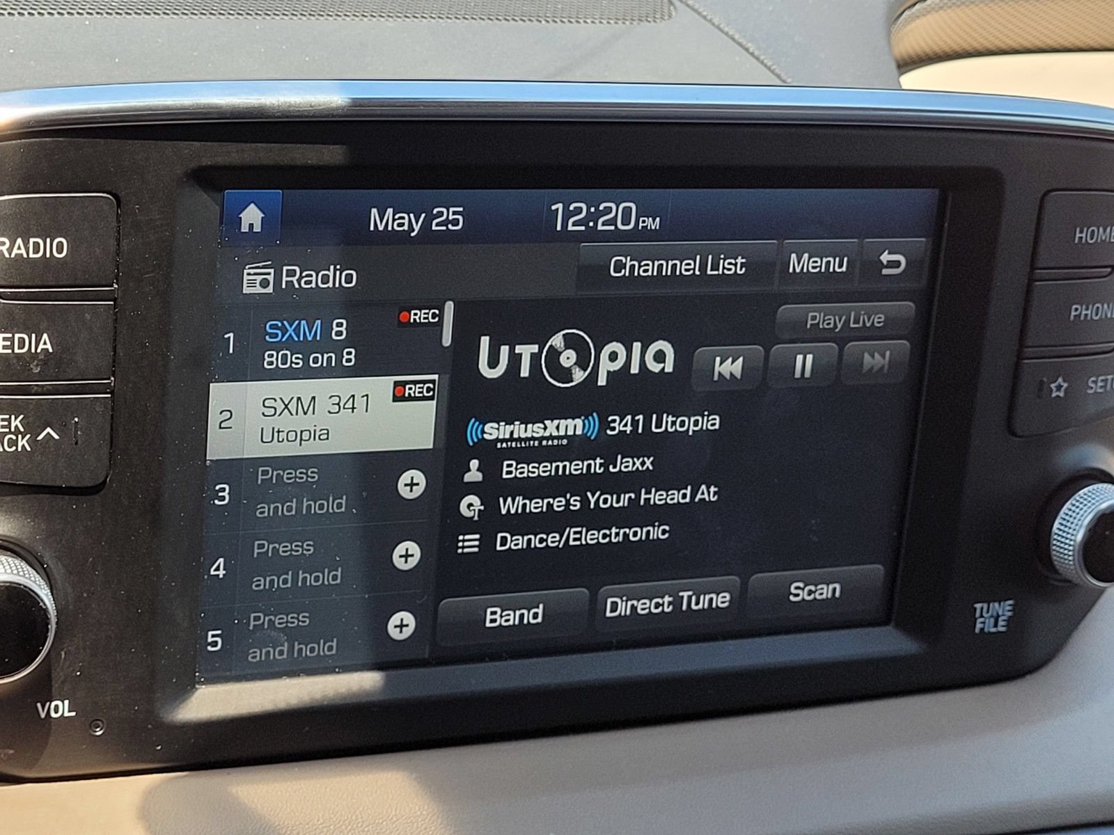 Used 2020 Hyundai Santa Fe SEL FWD image 19