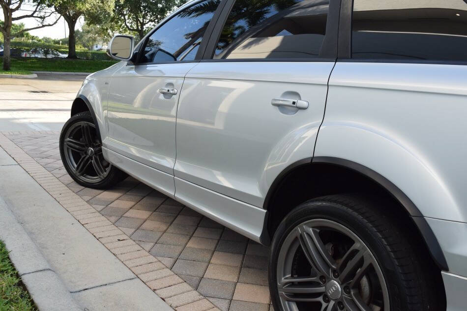 Used 2015 Audi Q7 TDI Prestige w/ Prestige Package AWD/4WD image 25