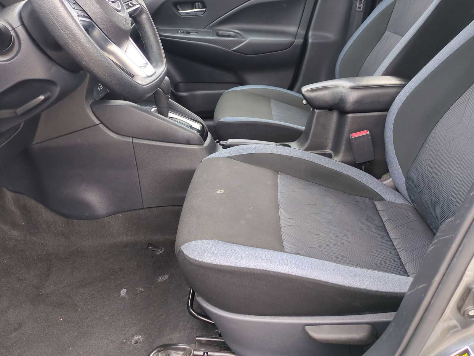 Used 2024 Nissan Versa SV image 18