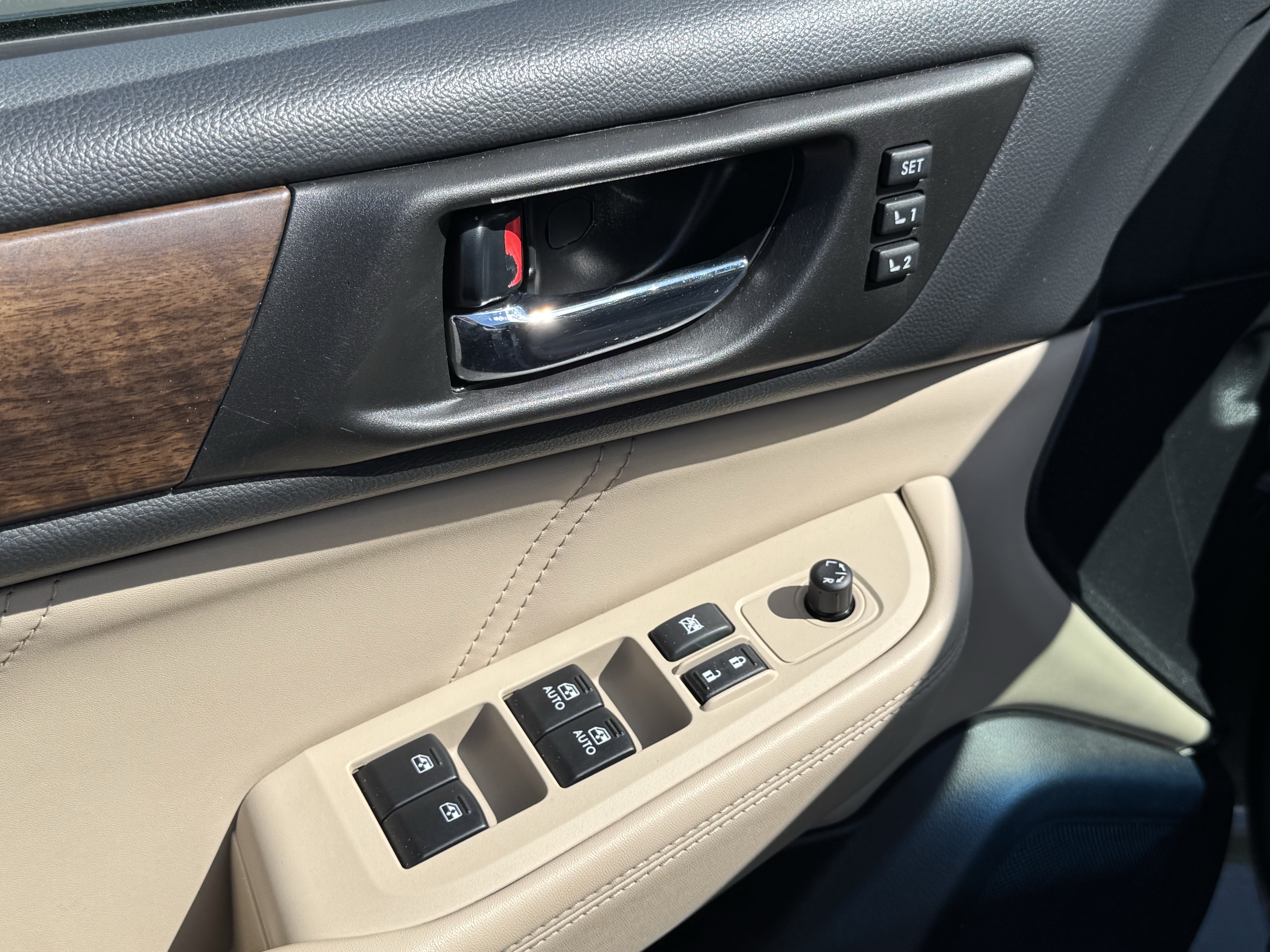 Used 2018 Subaru Outback 3.6R Limited AWD/4WD image 13