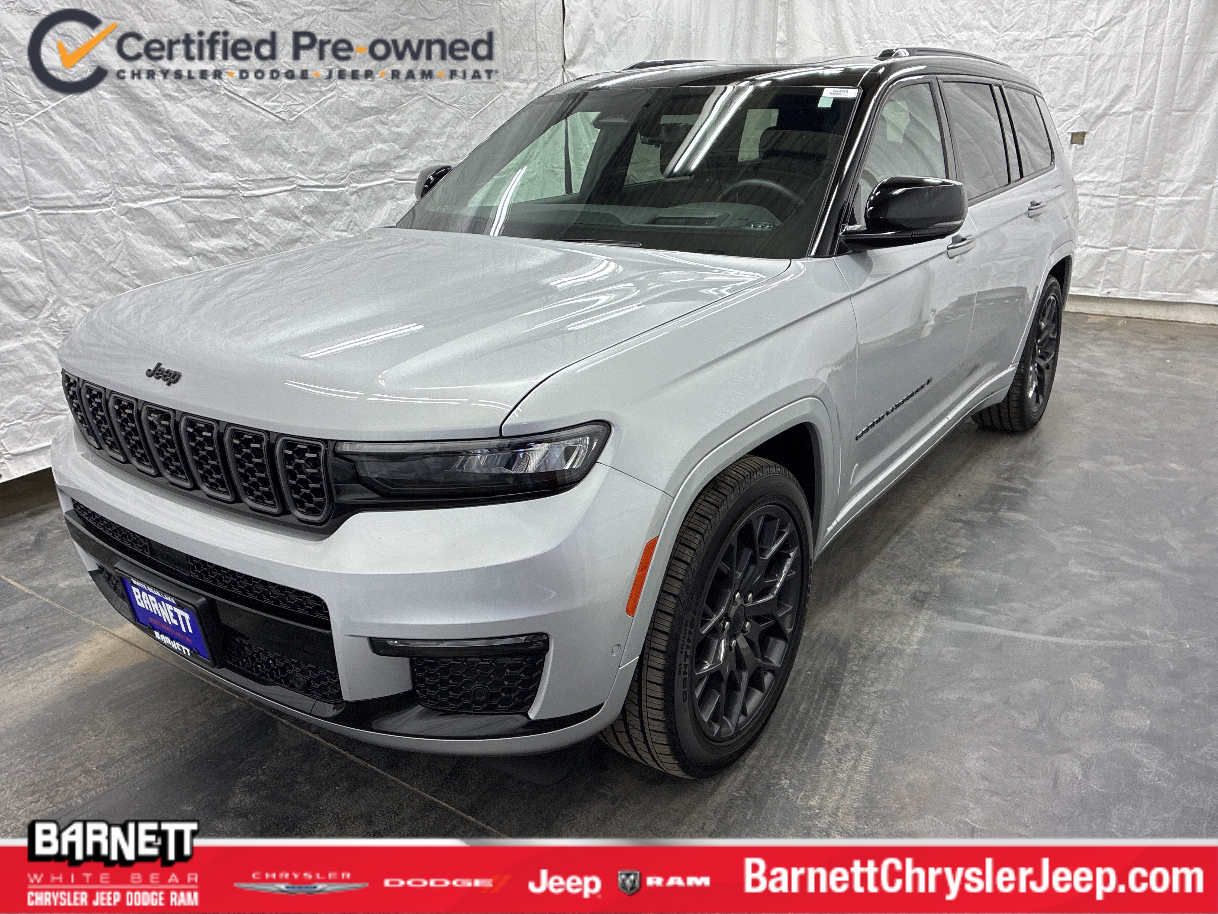Certified 2025 Jeep Grand Cherokee L Summit AWD/4WD image 1