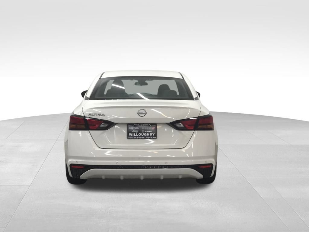 Used 2023 Nissan Altima 2.5 S image 7