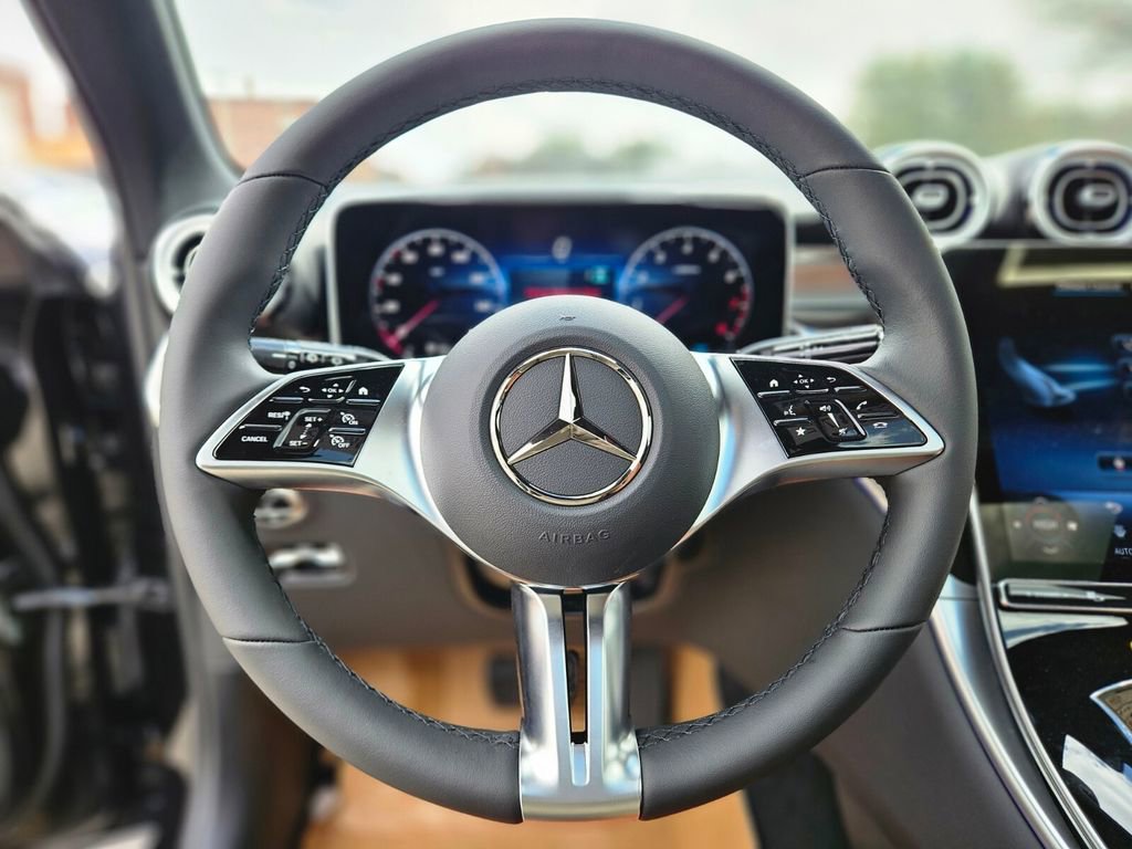 New 2026 Mercedes-Benz GLC 300 4MATIC image 24