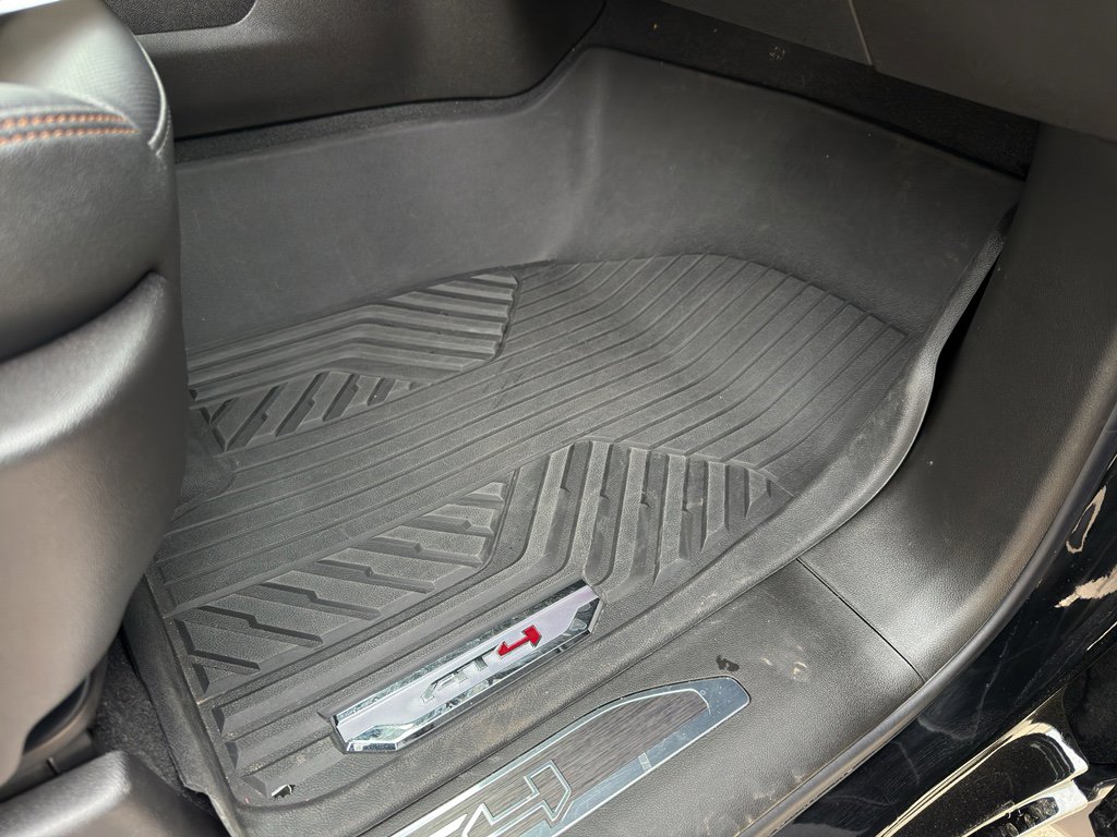 Used 2024 GMC Sierra 1500 AT4 w/ Technology Package image 61