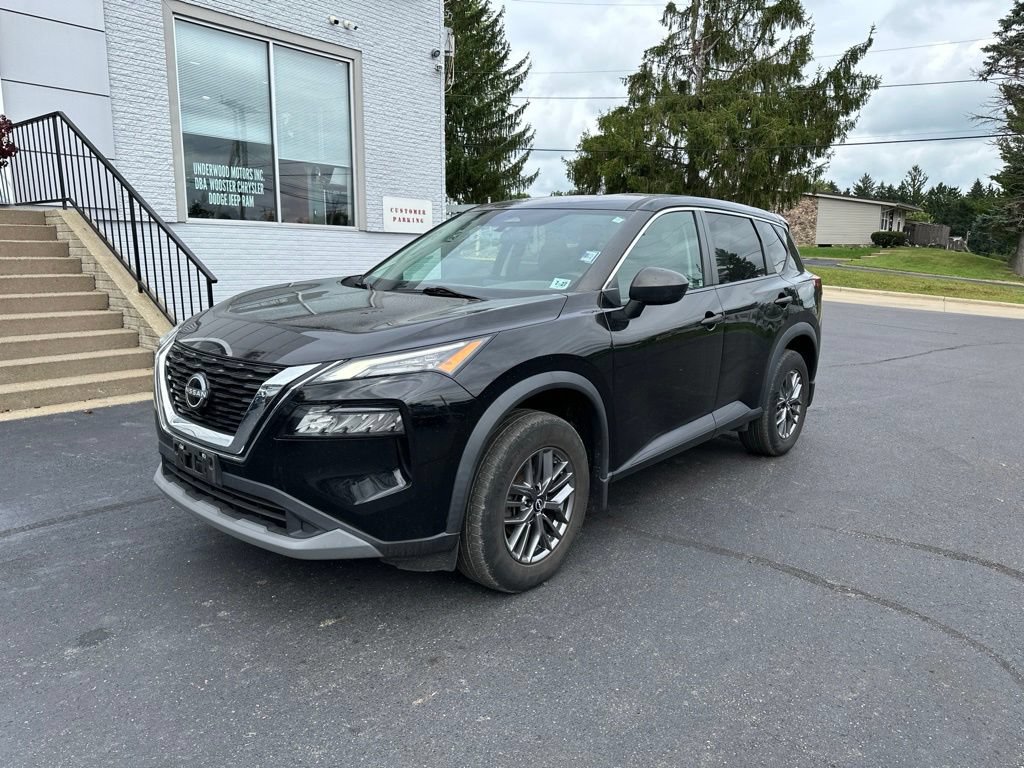 Used 2022 Nissan Rogue S AWD/4WD image 1
