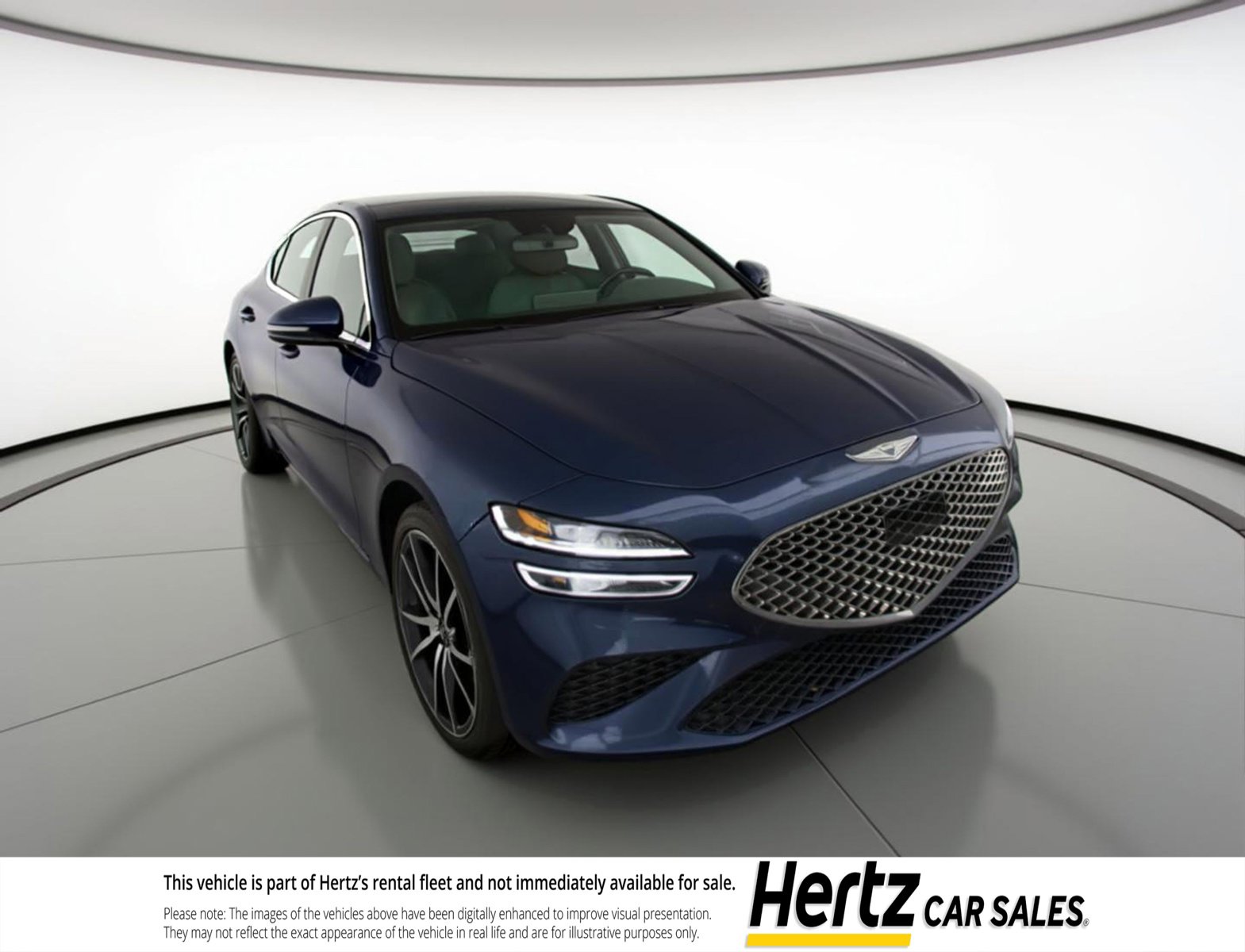 Used 2025 Genesis G70 2.5T image 1