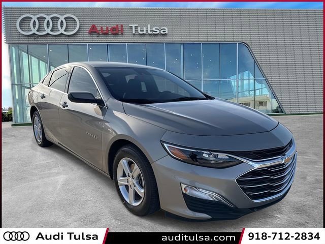 Used 2025 Chevrolet Malibu LS