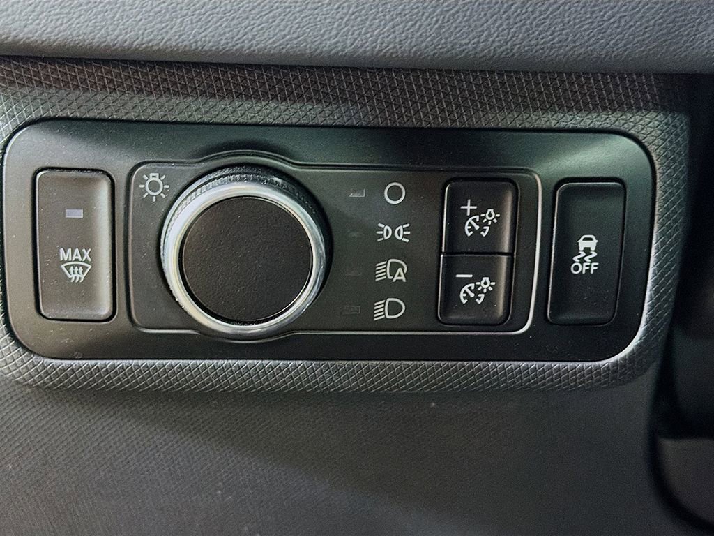 Used 2025 Ford Mustang Mach-E Select w/ Comfort Package Lite image 32