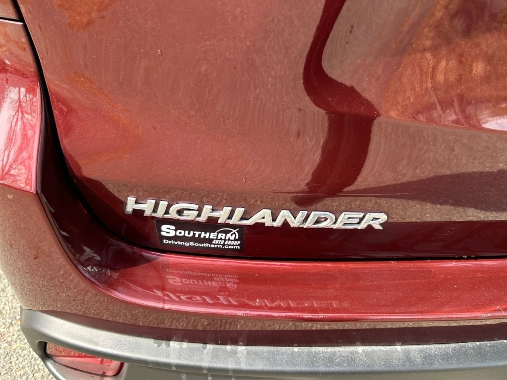 Used 2019 Toyota Highlander XLE image 11