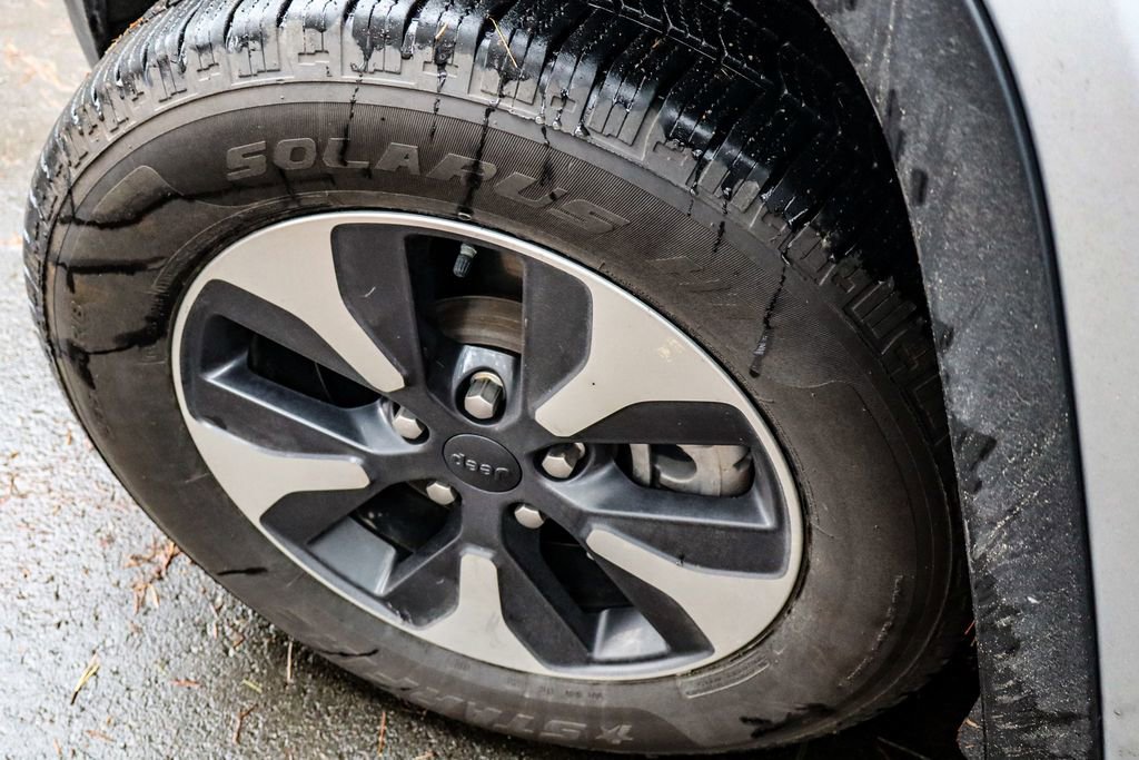 Used 2024 Jeep Grand Cherokee Limited 4xe image 44