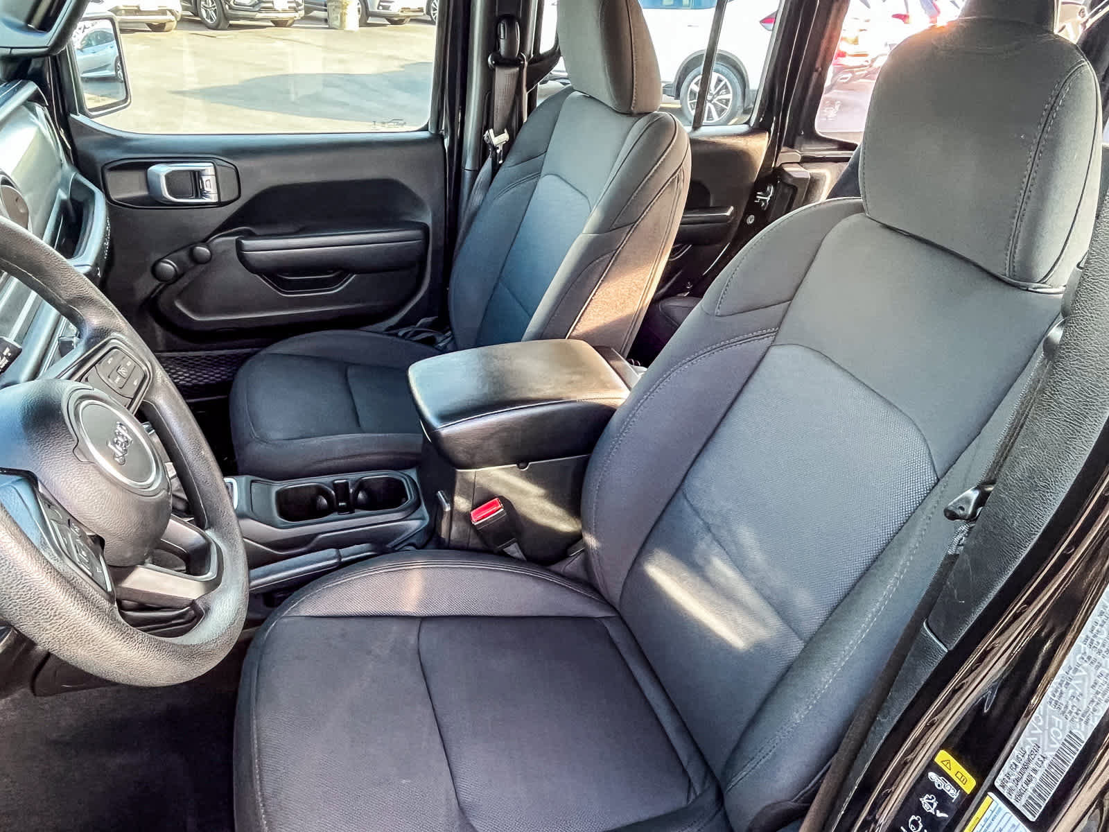 Used 2022 Jeep Wrangler Unlimited Sport image 16