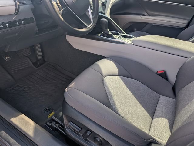 Used 2023 Toyota Camry LE w/ Convenience Package FWD image 9