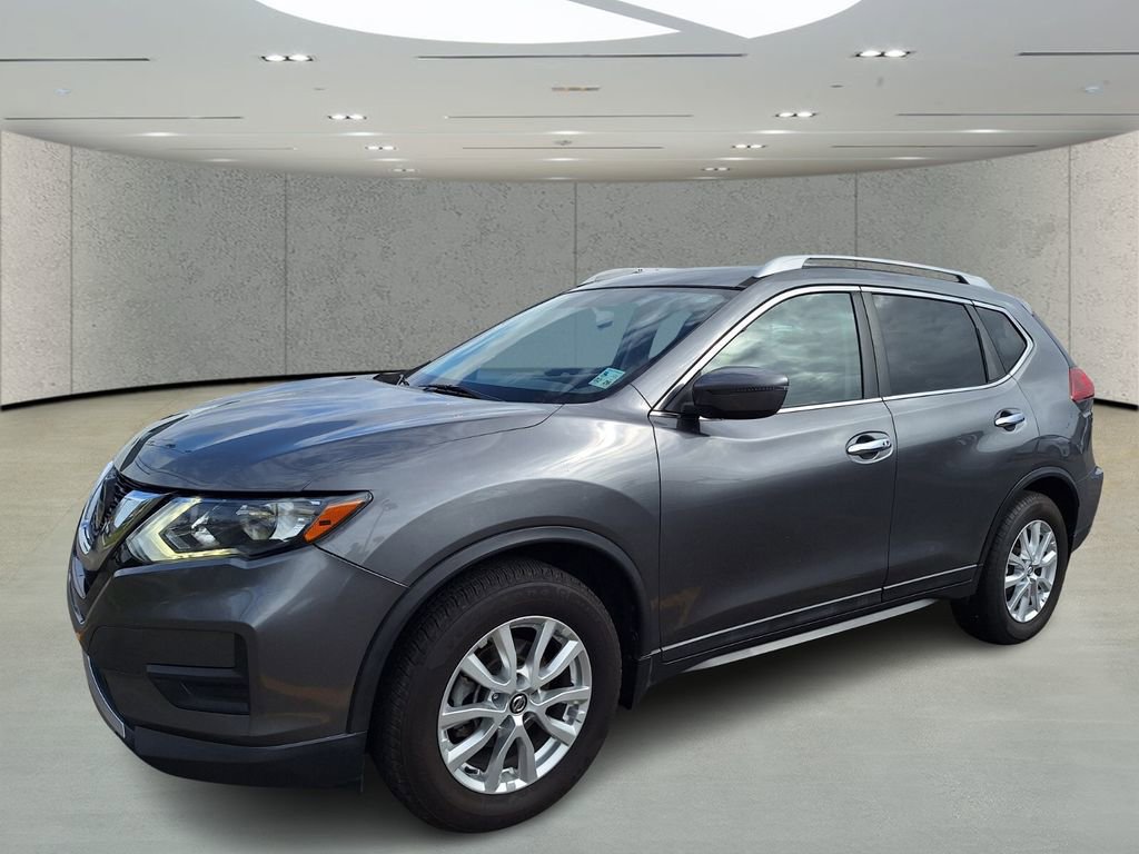 Used 2018 Nissan Rogue SV image 1