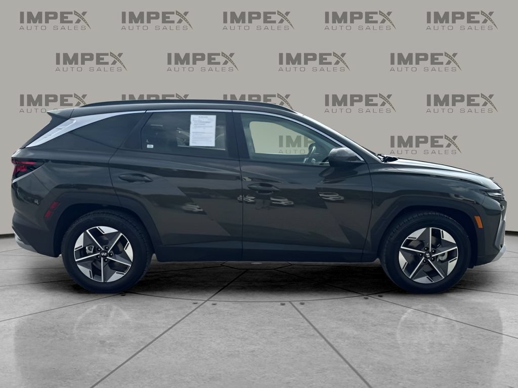 Used 2025 Hyundai Tucson SEL FWD image 6