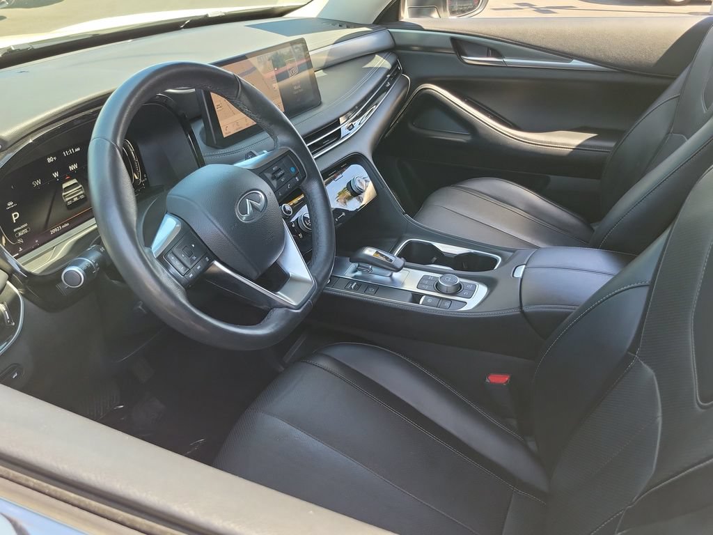 Used 2023 INFINITI QX60 Luxe w/ Cargo Package AWD/4WD image 3
