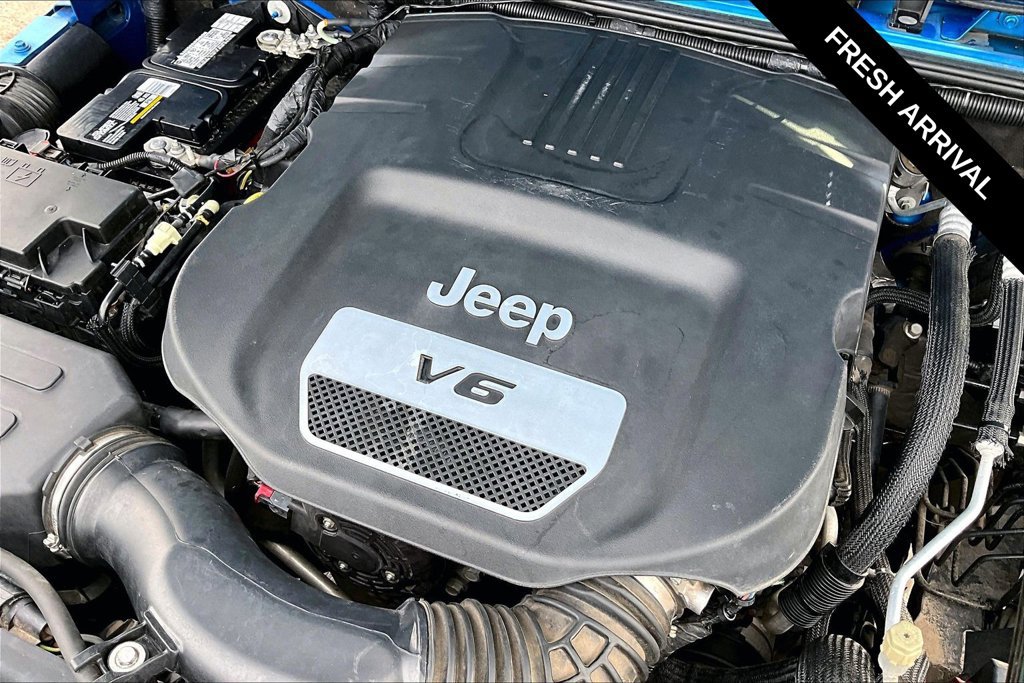Used 2015 Jeep Wrangler Sport w/ Quick Order Package 24S AWD/4WD image 26