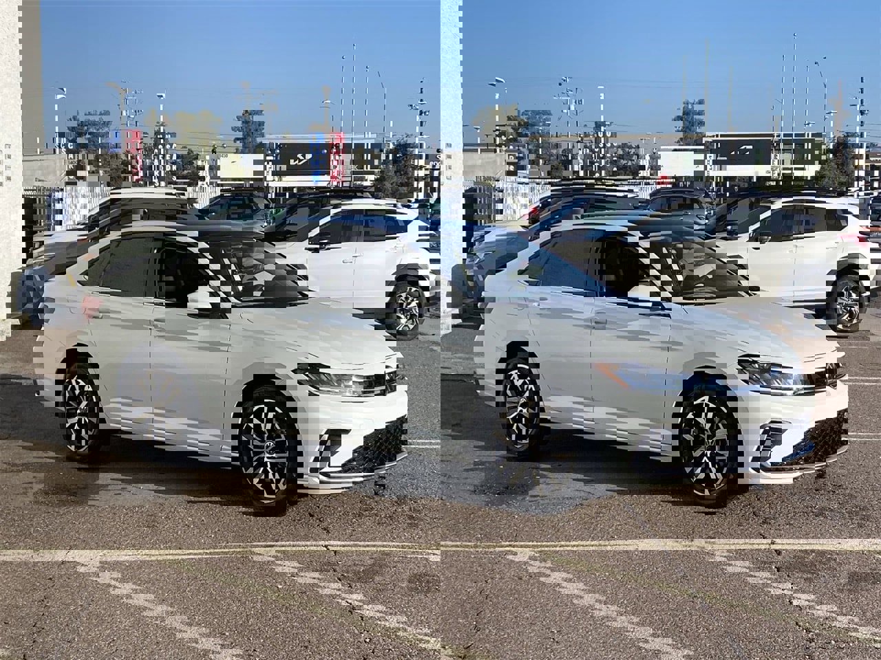 New 2026 Volkswagen Jetta SE image 2