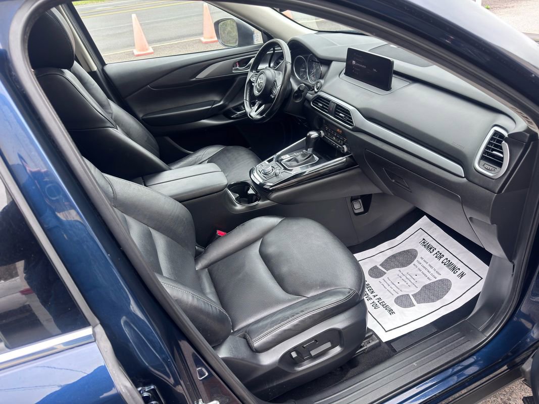 Used 2023 MAZDA CX-9 Touring image 29