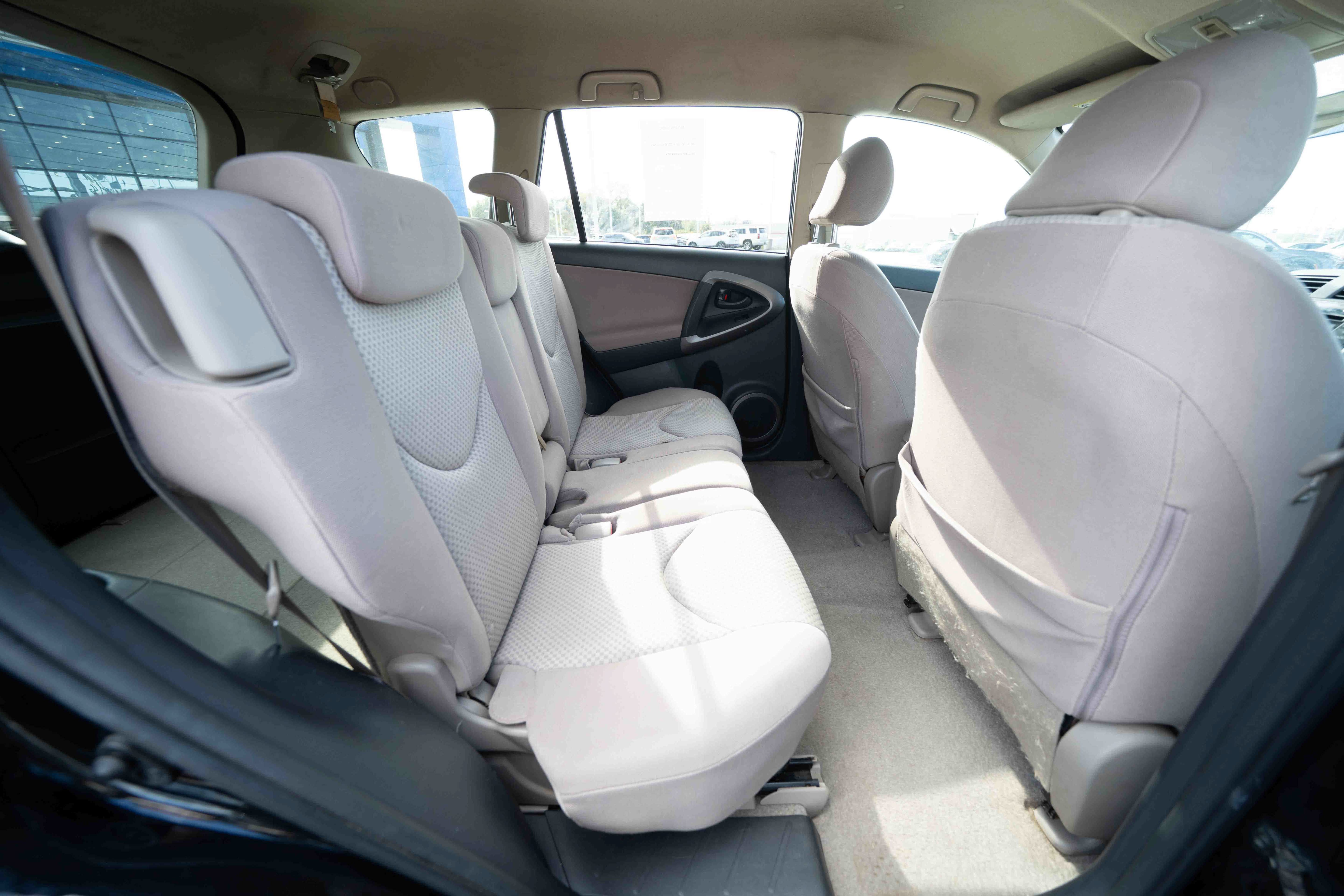 Used 2006 Toyota RAV4 2WD image 25