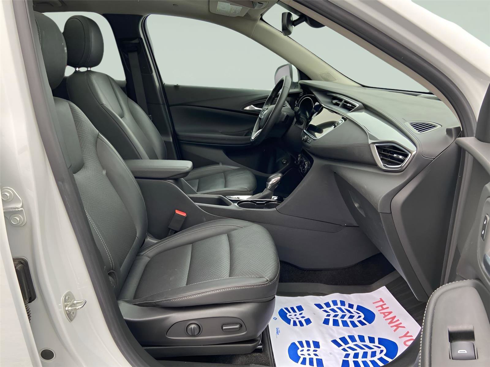 Used 2022 Buick Encore GX Essence w/ Experience Buick Package image 18