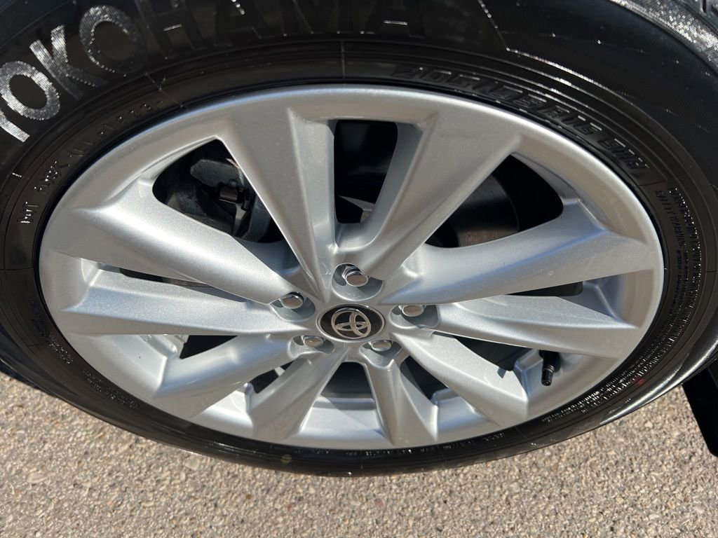 Used 2023 Toyota Corolla LE image 42