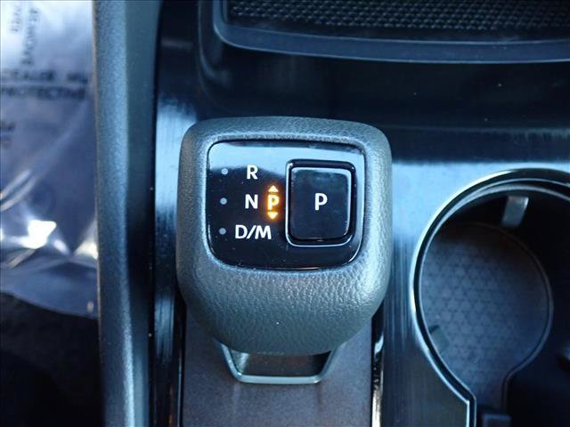 Used 2024 Nissan Rogue S AWD/4WD image 19