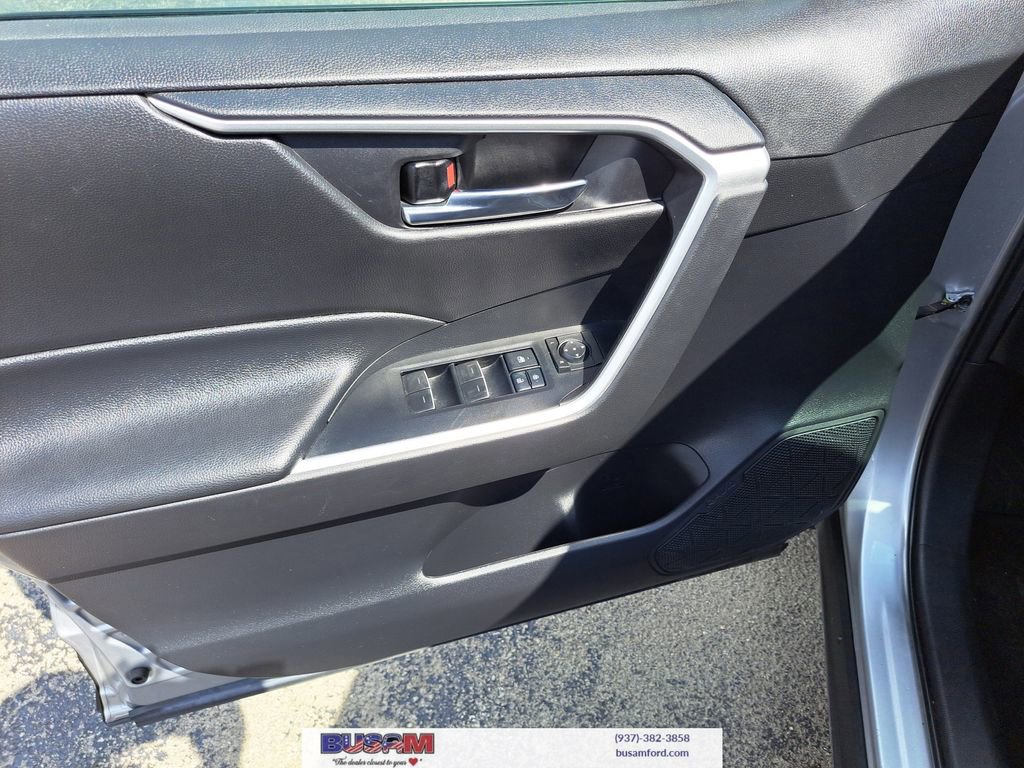 Used 2022 Toyota RAV4 XLE w/ XLE Grade Weather Package image 13