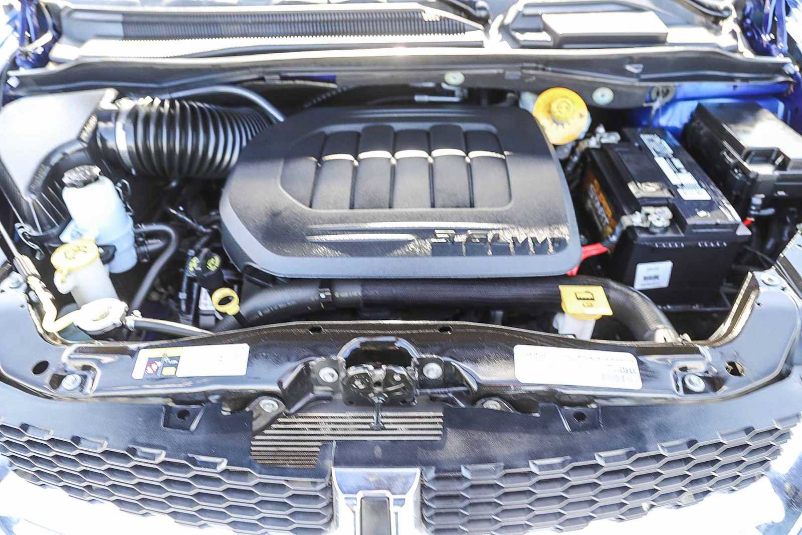 Used 2019 Dodge Grand Caravan SE w/ UConnect Hands-Free Group image 28