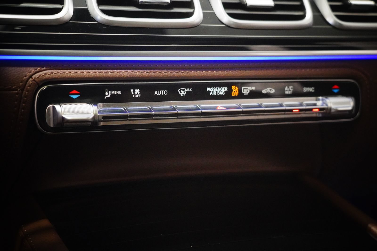 Certified 2025 Mercedes-Benz GLE 450 4MATIC Coupe image 25