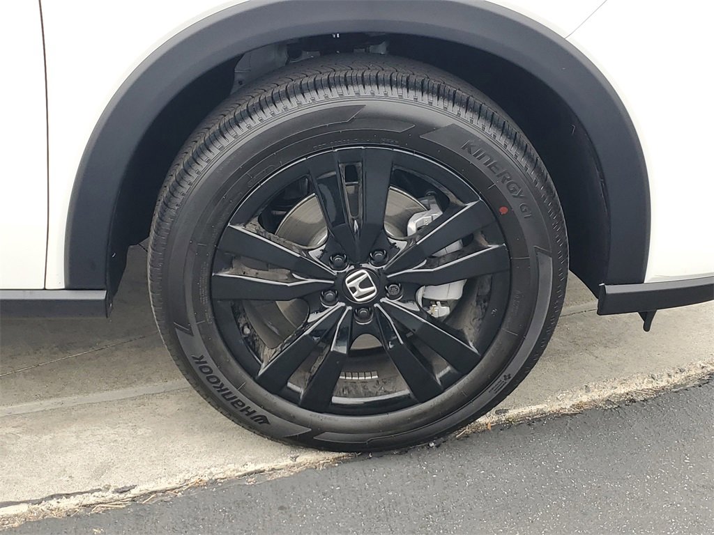 Certified 2026 Honda HR-V Sport image 6