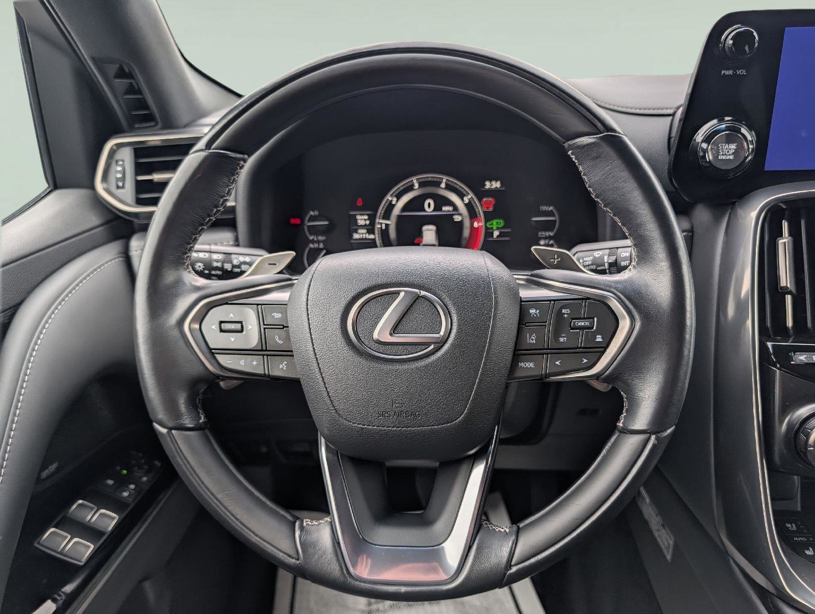 Used 2024 Lexus LX 600 4WD w/ Appearance Package image 11