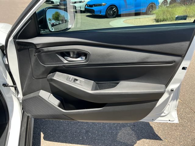 Certified 2025 Honda Accord SE image 17