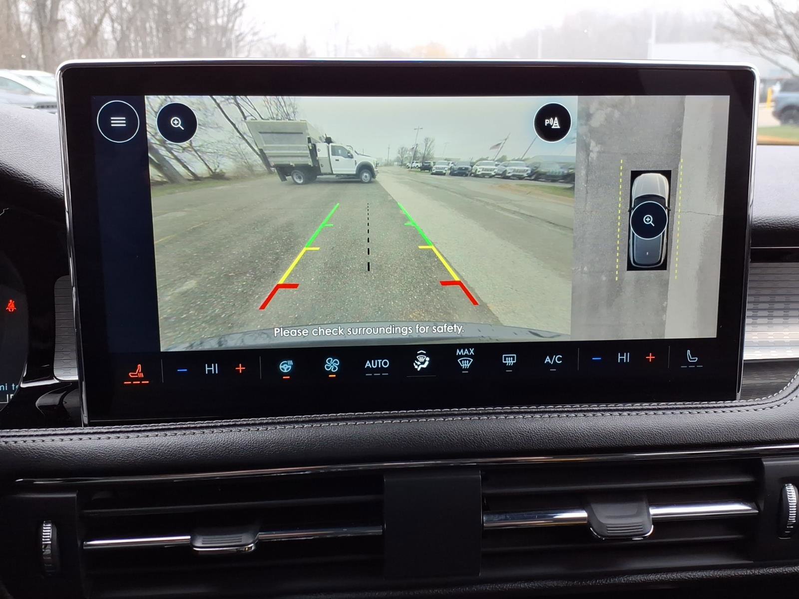Used 2023 Lincoln Corsair AWD w/ Equipment Group 101A image 20