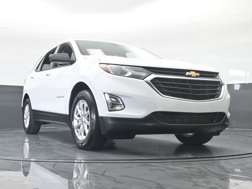 Used 2018 Chevrolet Equinox LS image 59