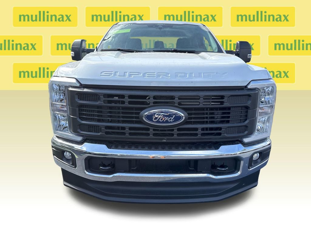 New 2026 Ford F250 XL w/ XL Chrome Package image 11