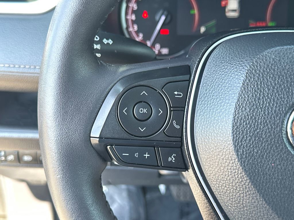 Used 2023 Toyota RAV4 XLE w/ Convenience Package image 23