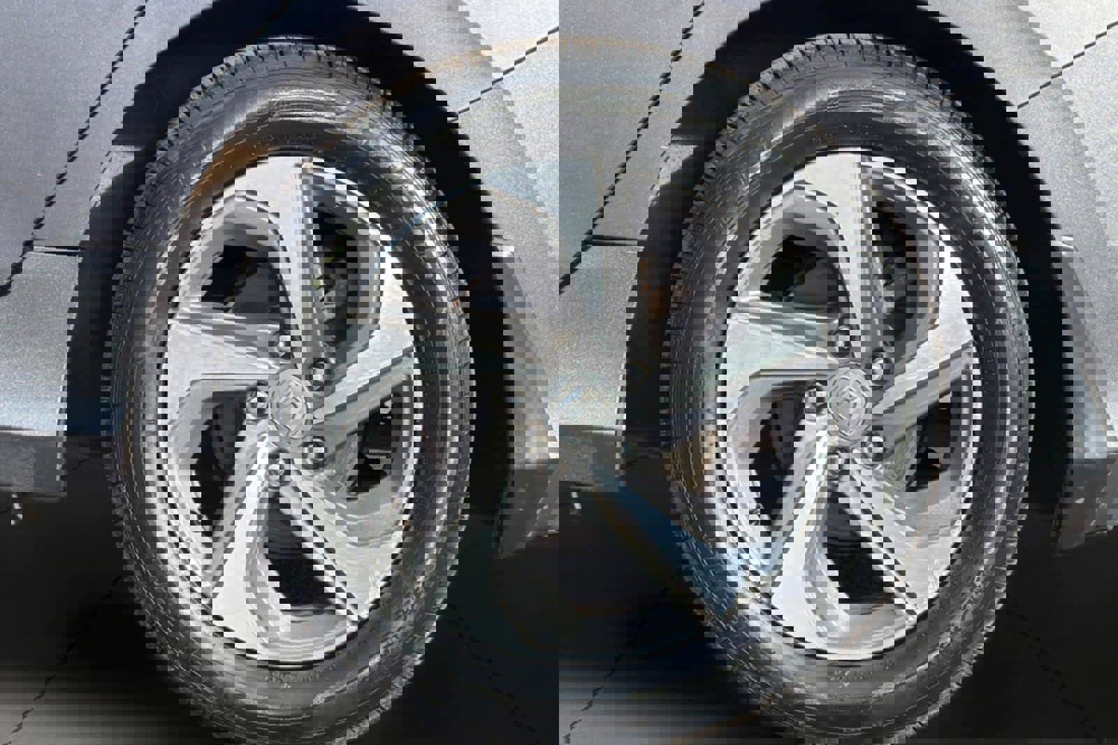 Certified 2019 Honda Insight EX image 11