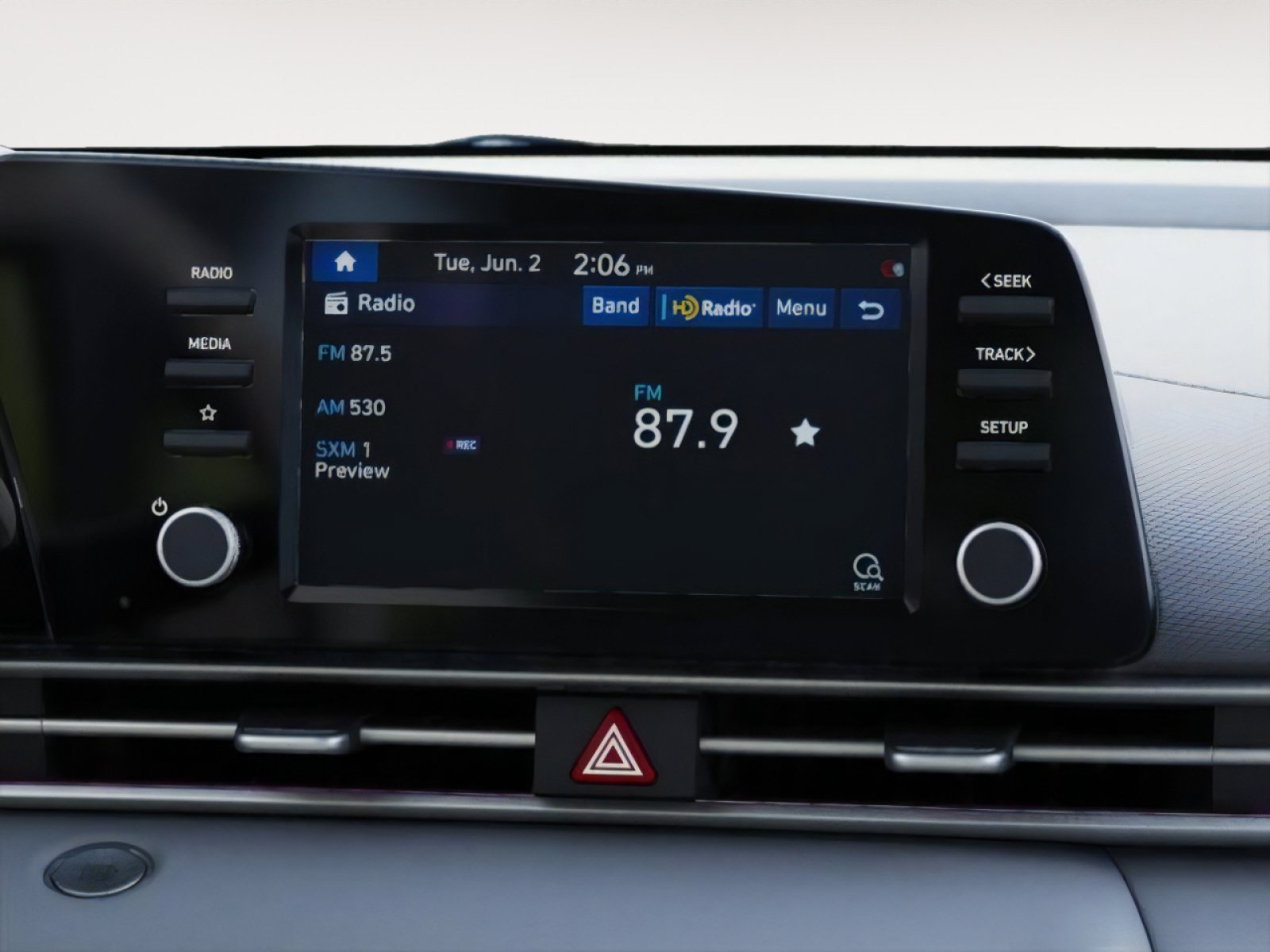 New 2026 Hyundai Elantra Hybrid FWD image 13