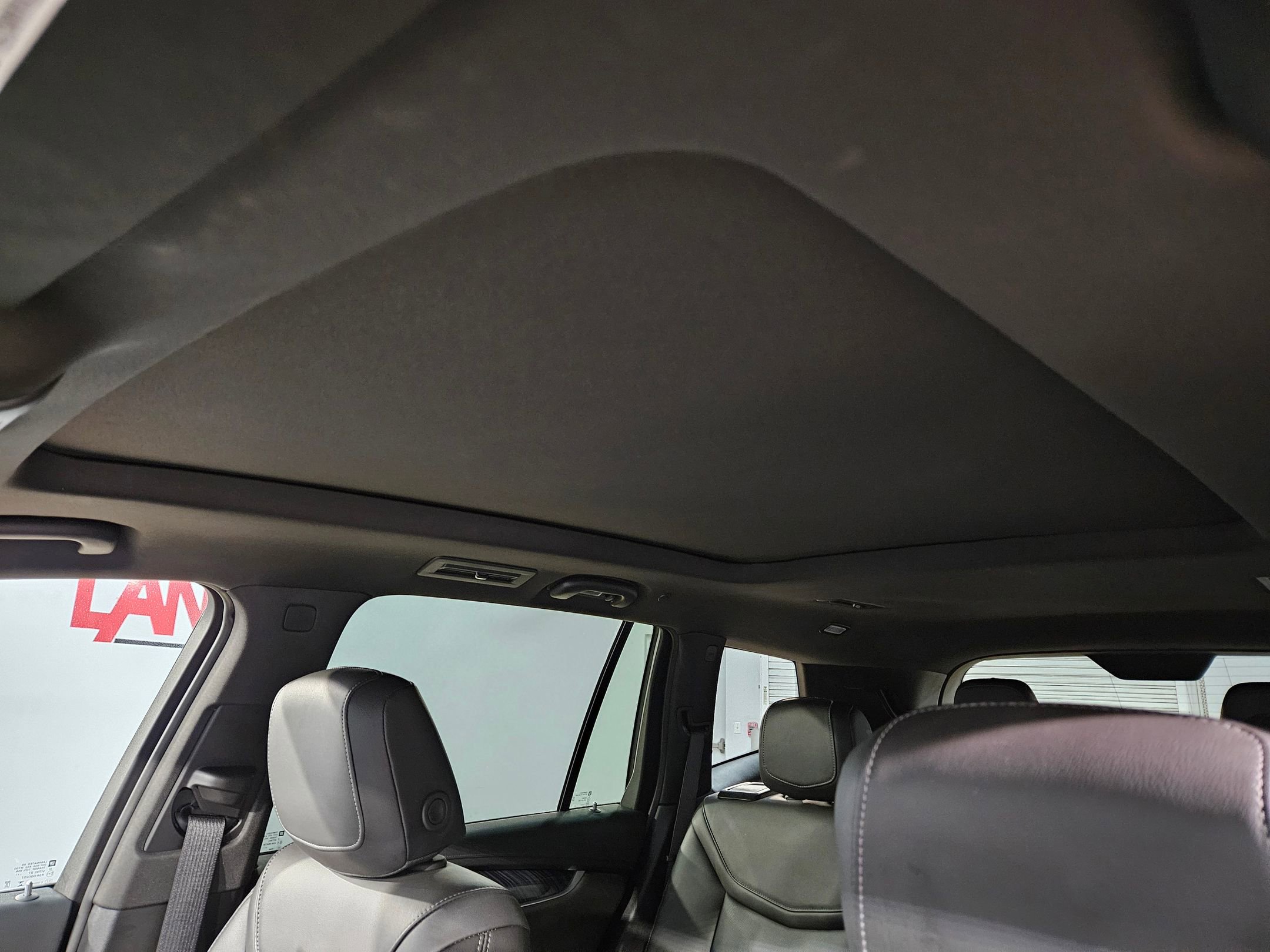 Used 2025 Cadillac XT6 Premium Luxury image 26